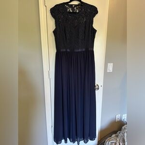 Sleeveless Navy Maxie Dress